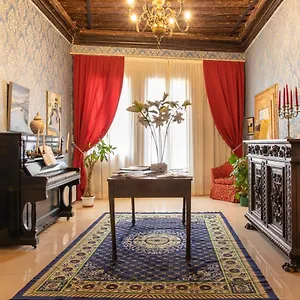 Pensión Charming Palace Santa Fosca